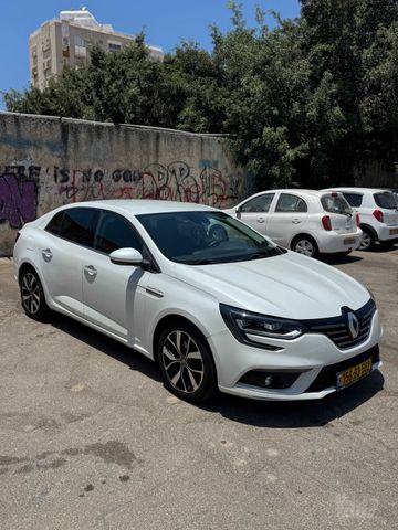 רנו מגאן