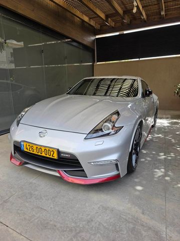 ניסאן 370Z