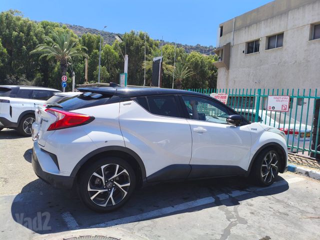 טויוטה C-HR