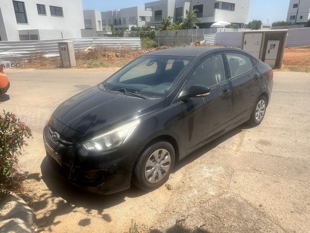 יונדאי אקסנט i25