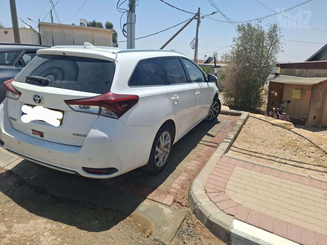 טויוטה אוריס
