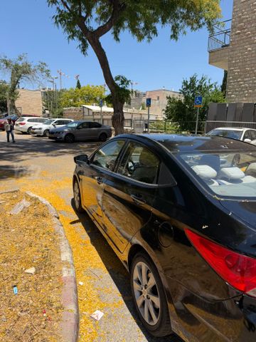 יונדאי אקסנט i25