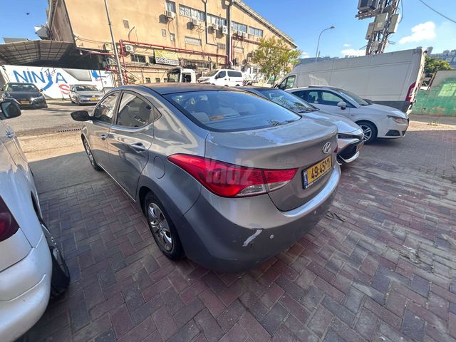 יונדאי I35