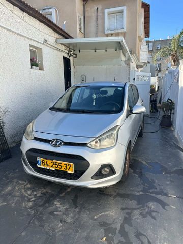 יונדאי i10