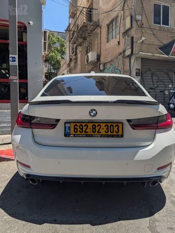 מודעת רכב ב מ וו סדרה 3