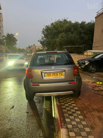 סוזוקי SX4