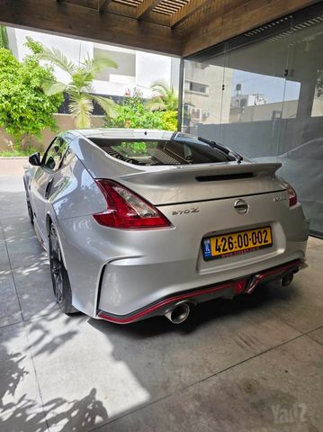 ניסאן 370Z