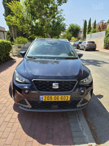 סיאט ארונה