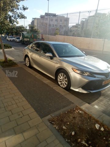 מודעת רכב טויוטה קאמרי