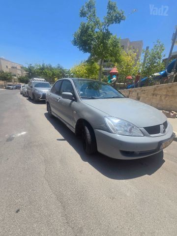 מיצובישי לנסר