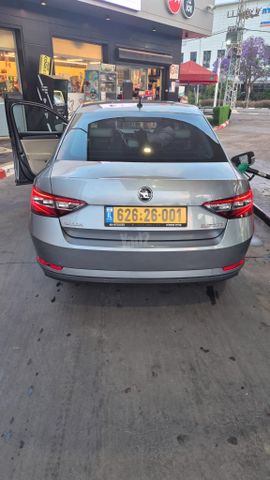 מודעת רכב סקודה סופרב