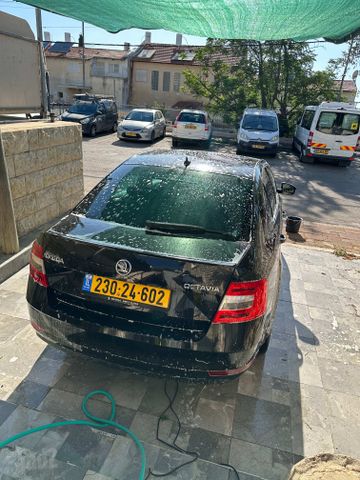 סקודה אוקטביה