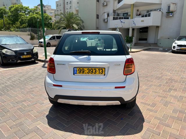 סוזוקי SX4