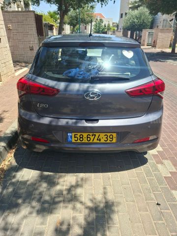 יונדאי i20