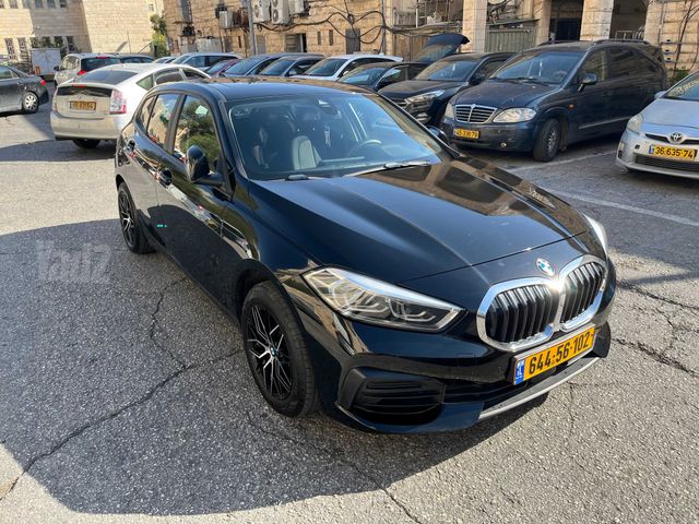 מודעת רכב ב מ וו סדרה 1