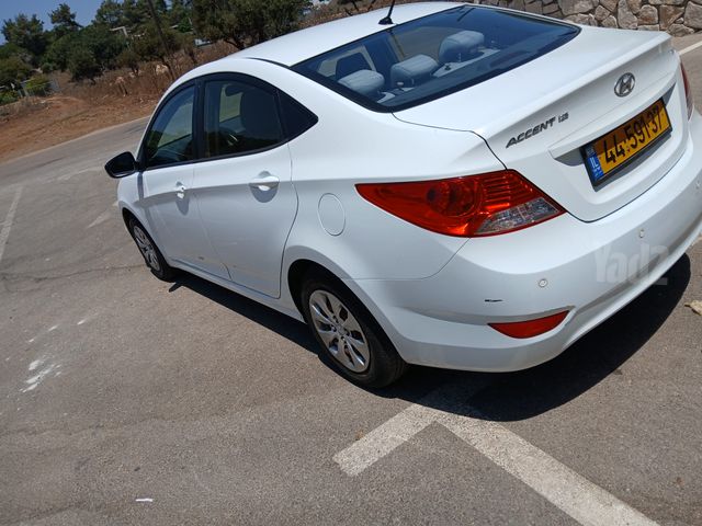 יונדאי אקסנט i25