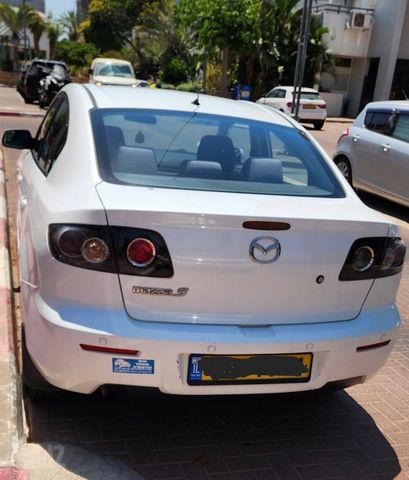 מאזדה 3