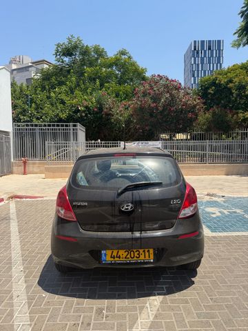 יונדאי i20