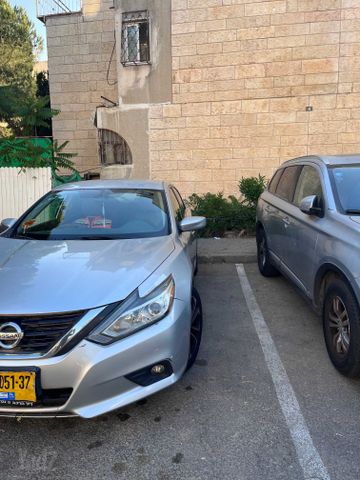 ניסאן אלטימה