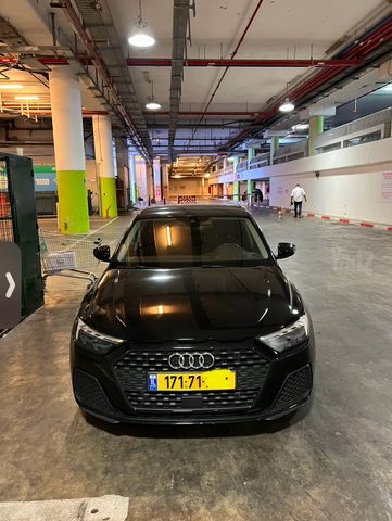 מודעת רכב אאודי A1