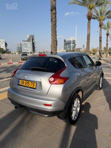 ניסאן ג'וק