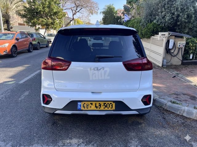 קיה נירו פלוס