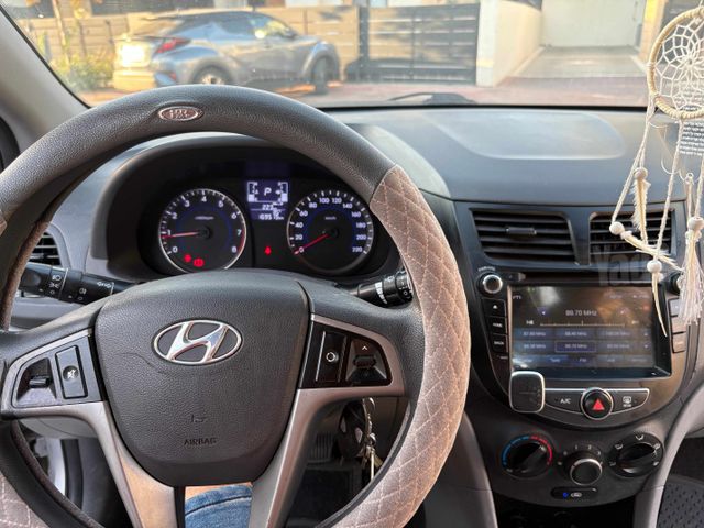 יונדאי אקסנט i25
