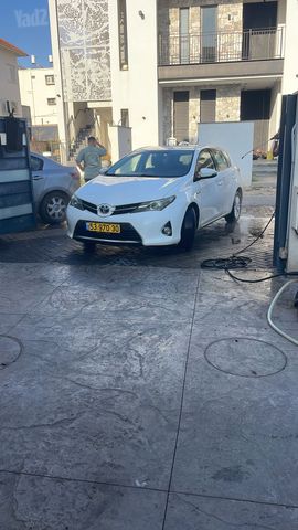 מודעת רכב טויוטה אוריס