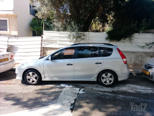 יונדאי i30