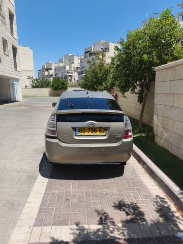 מודעת רכב טויוטה פריוס