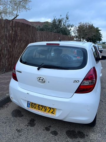 מודעת רכב יונדאי i20