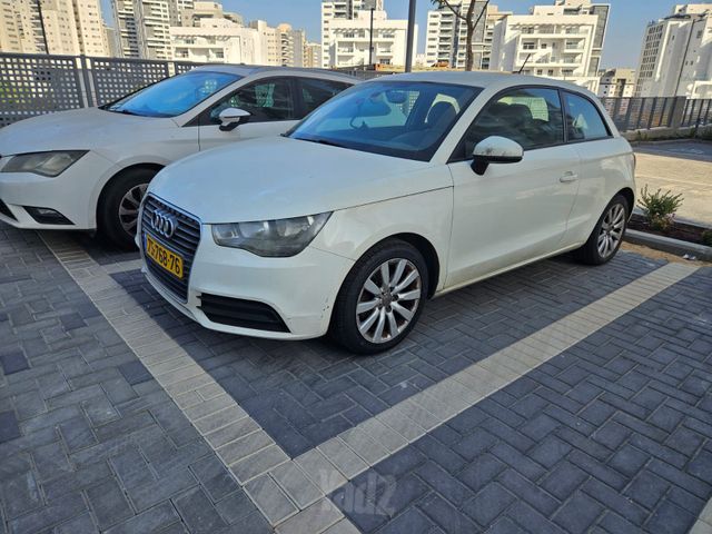 אאודי A1