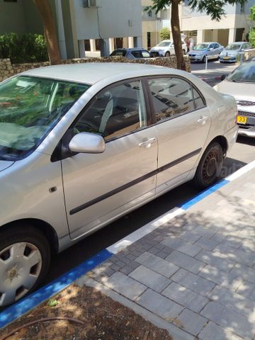 מודעת רכב טויוטה קורולה