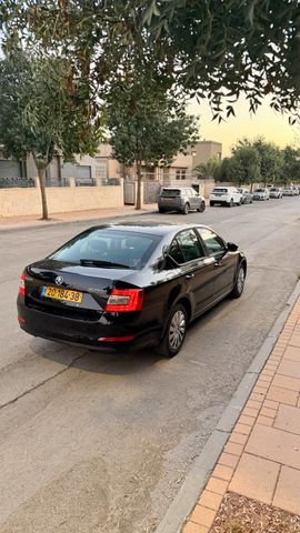 סקודה אוקטביה