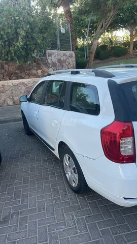 דאצ'יה לוגאן