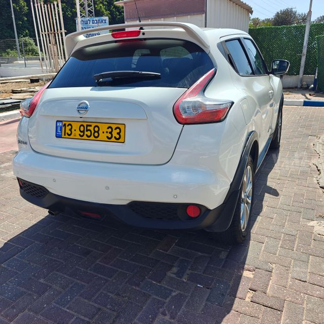 ניסאן ג'וק