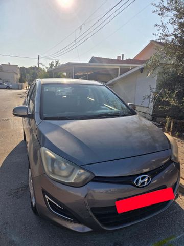 יונדאי i20