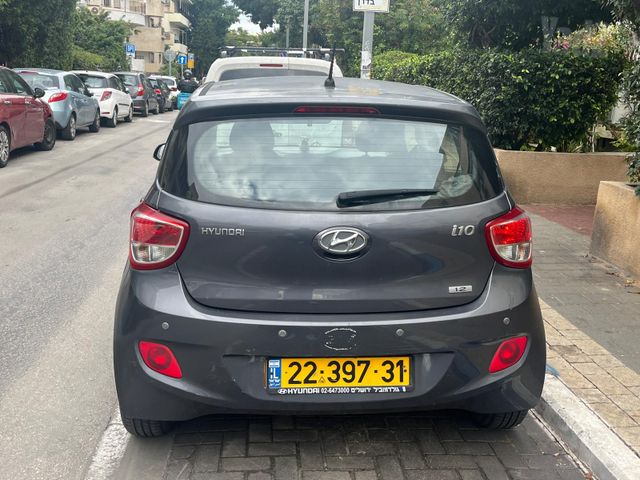 יונדאי i10