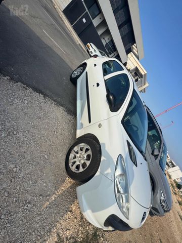 פיג'ו 206