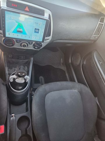 יונדאי i20