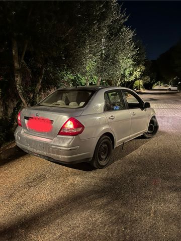 ניסאן טידה