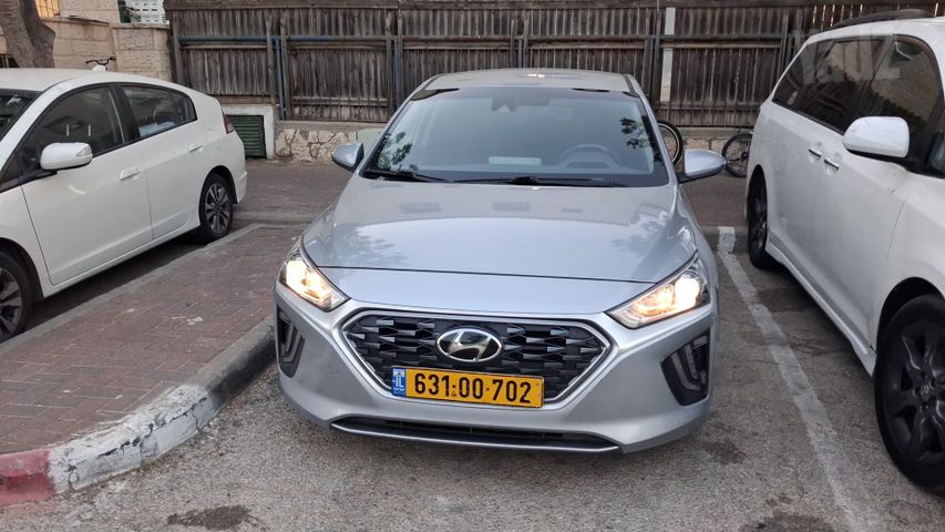 יונדאי איוניק