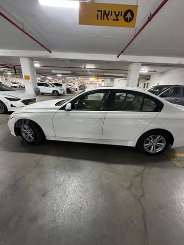 מודעת רכב ב מ וו סדרה 3