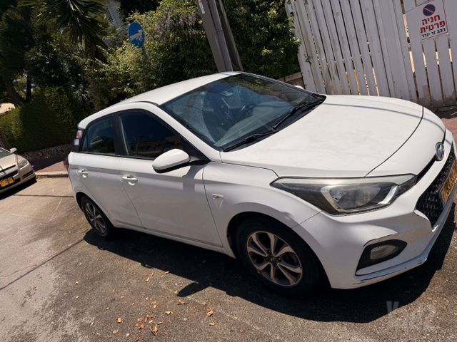 יונדאי i20