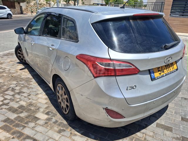 יונדאי i30