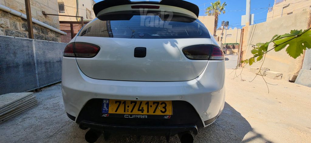 סיאט לאון