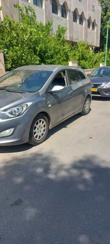 יונדאי i30