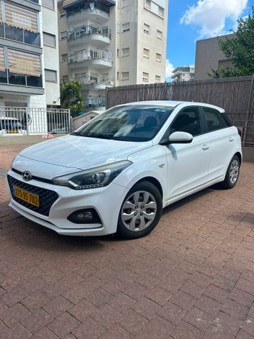 יונדאי i20