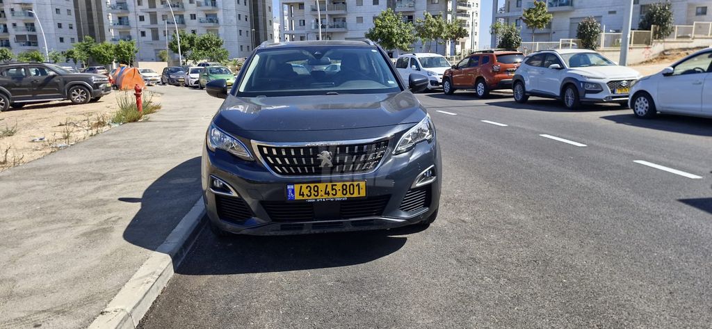 מודעת רכב פיג'ו 3008