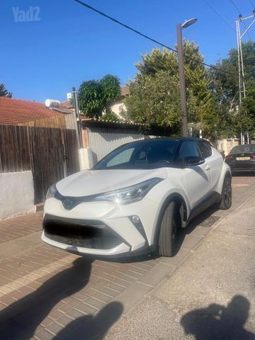 טויוטה C-HR